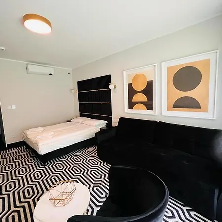 Solny A032 Z Klimatyzacją I Ogrodem Apartament *