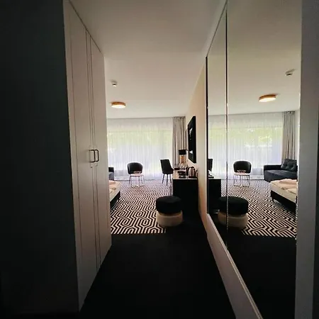 Solny A032 Z Klimatyzacją I Ogrodem *